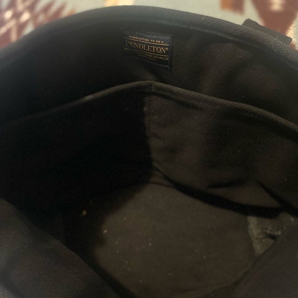 Pendleton Tote - Picture 6 of 6